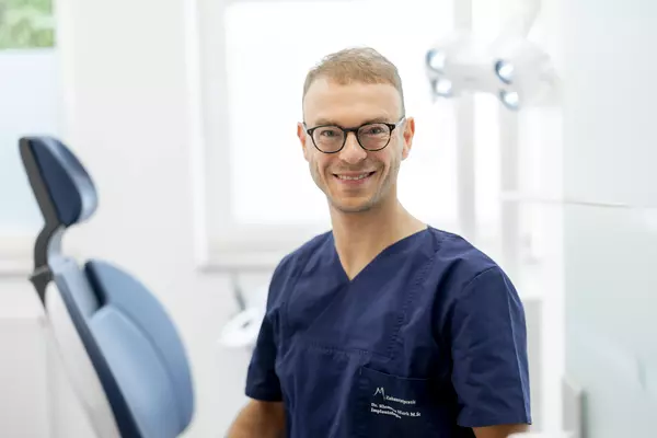 Zahnarzt Dr. Klemens Mark, M.Sc. & ­Kollegen